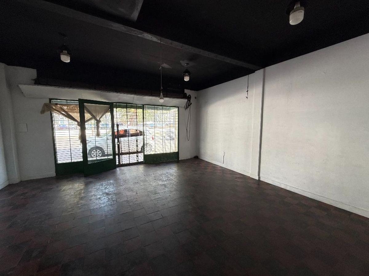 Foto de Local comercial a mts del hospital de Haedo, en alquiler, Haedo, imagen 2