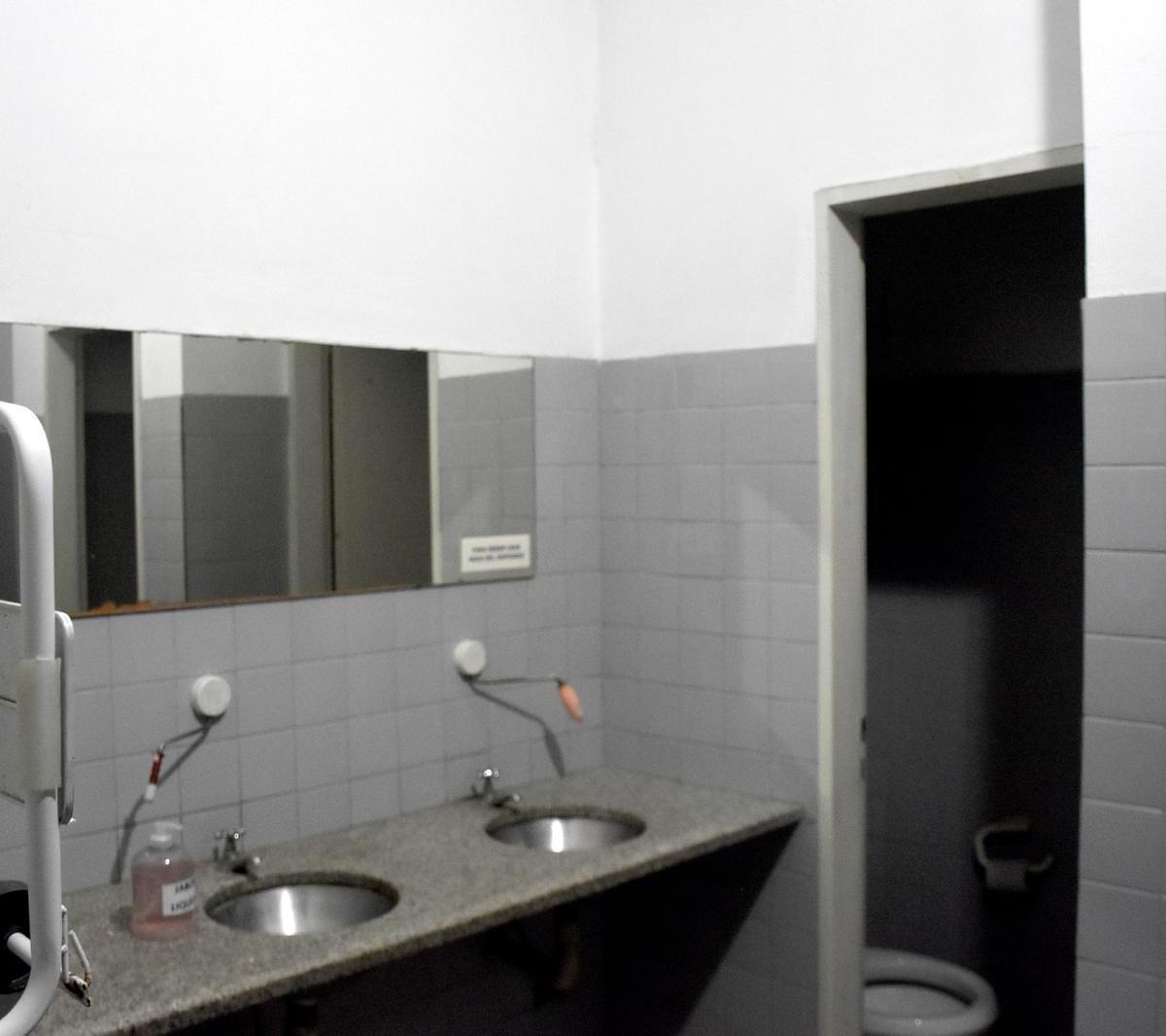Petit Hotel /oficinas/ Instituto de Idiomas/showroom/ Centro de Belleza 4