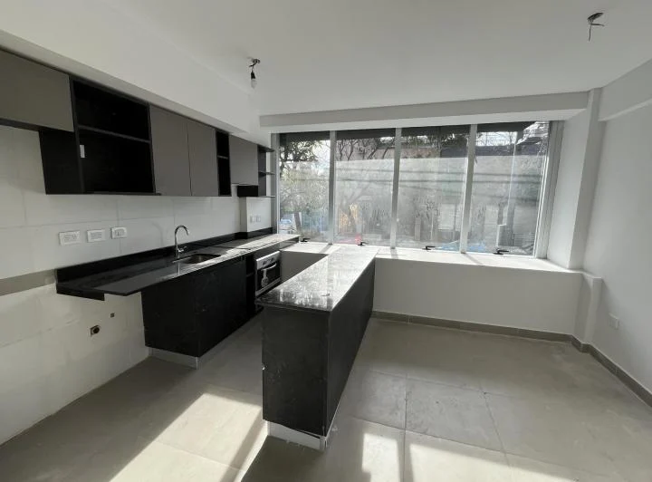 Departamento con cochera a estrenar con  en Villa Luro con baño y toilette 5