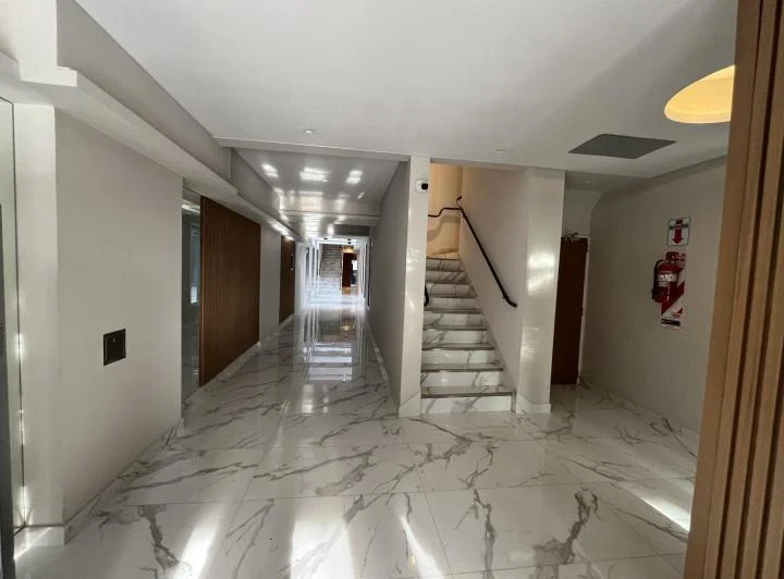 Departamento con cochera a estrenar con  en Villa Luro con baño y toilette 1