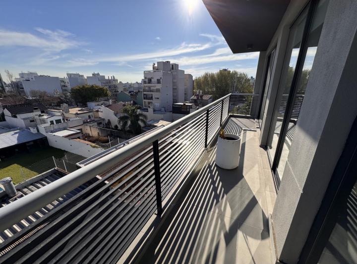 Departamento en alquiler a estrenar con cochera cubierta 1