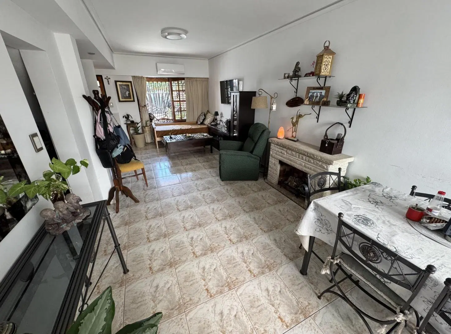 Casa tipo duplex en Barrio Naon 2
