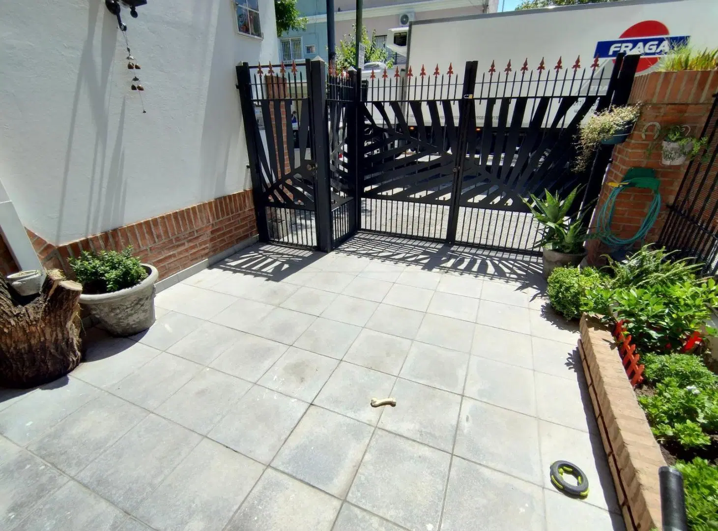 Casa tipo duplex en Barrio Naon 3