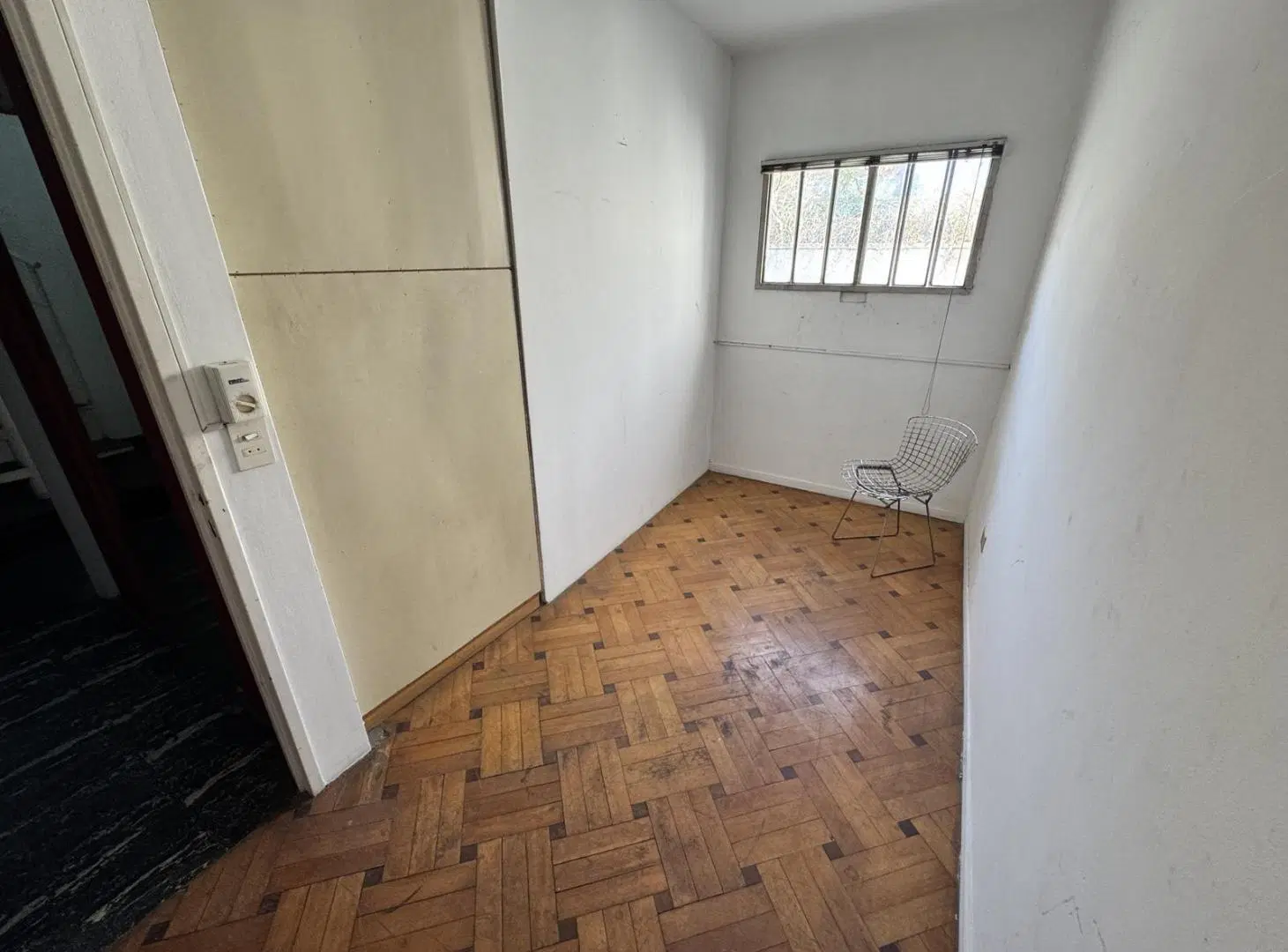 PH en venta al frente con cochera en Villa Luro 3