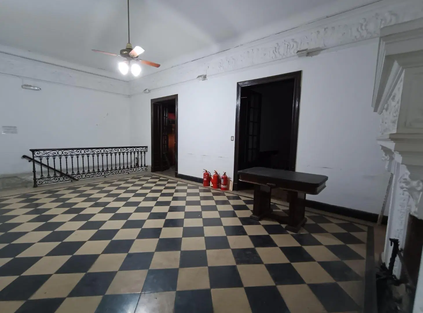 Ph antiguo en primer piso con entrada independiente y mucho espacio 4