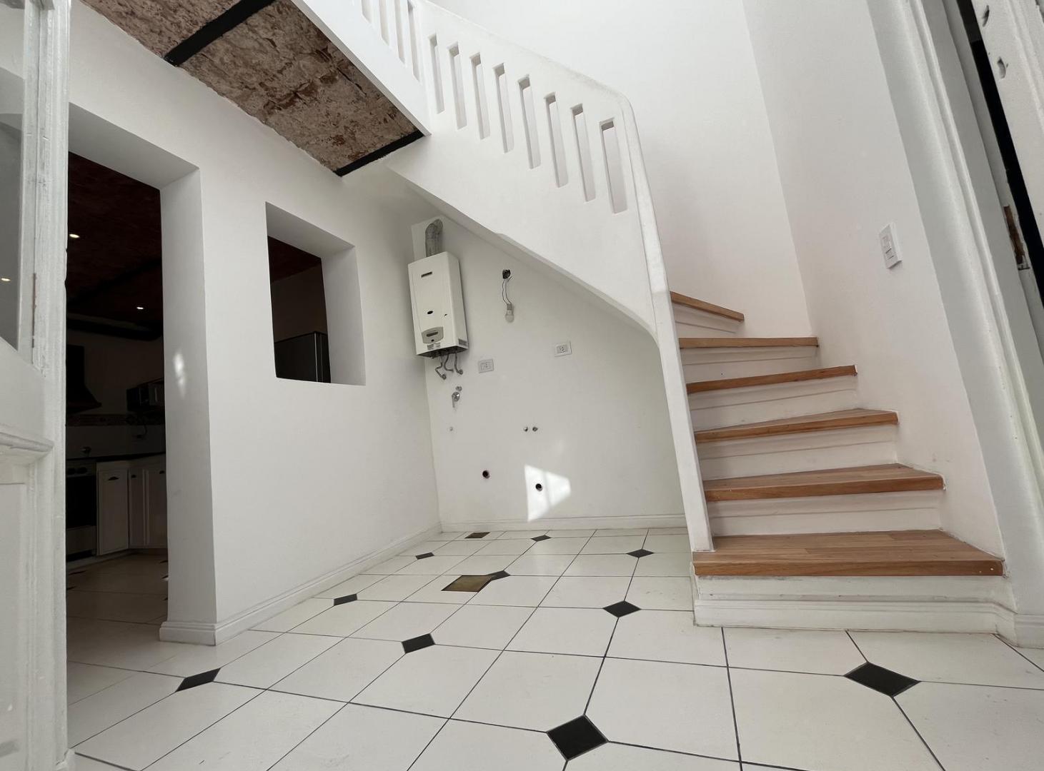 Foto de PH en Villa Luro refaccionado a nuevo con patio y terraza, imagen 1
