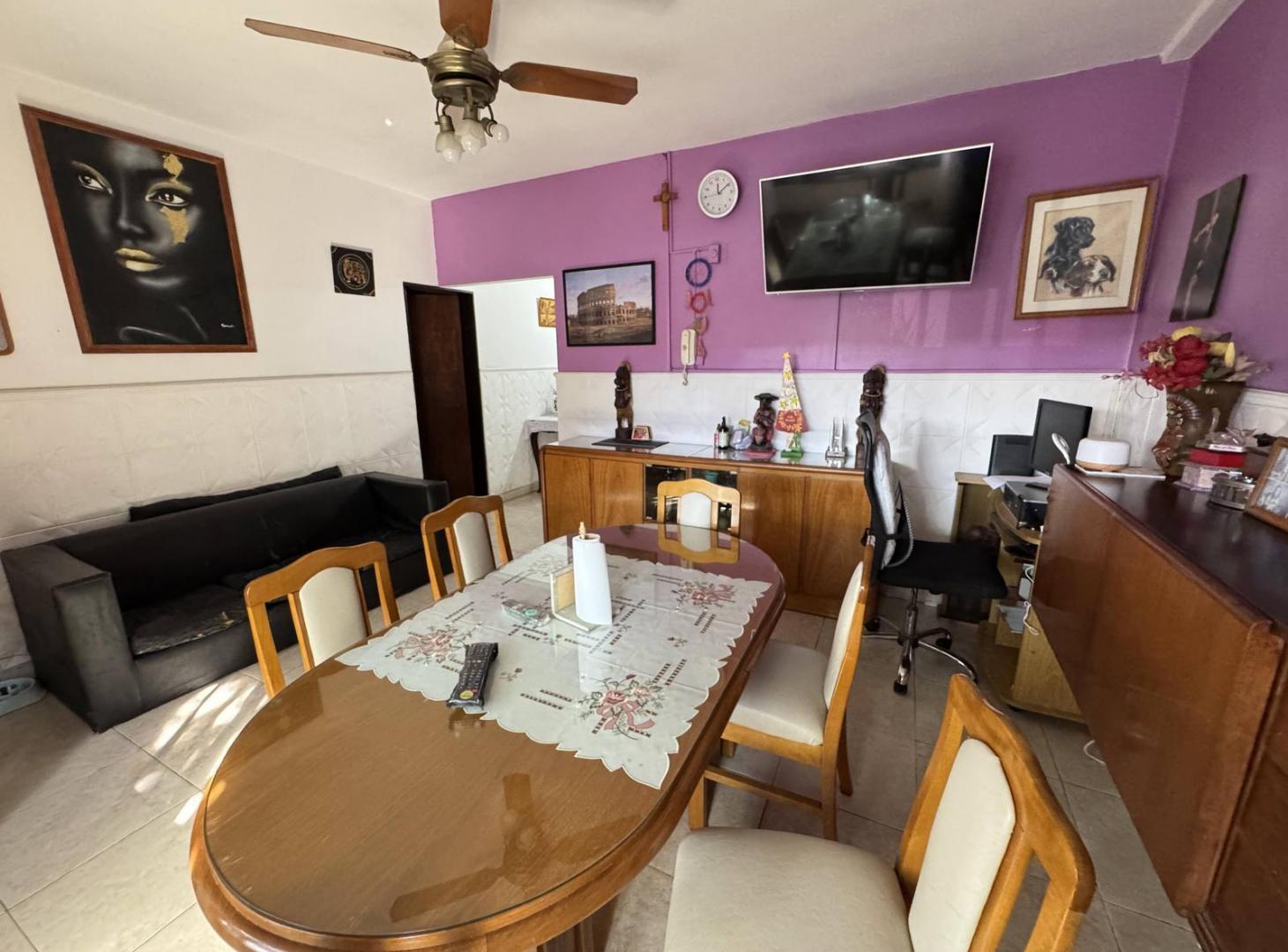 Foto de Casa en lote propio de 4 ambientes con garage, patio y quincho con, imagen 4