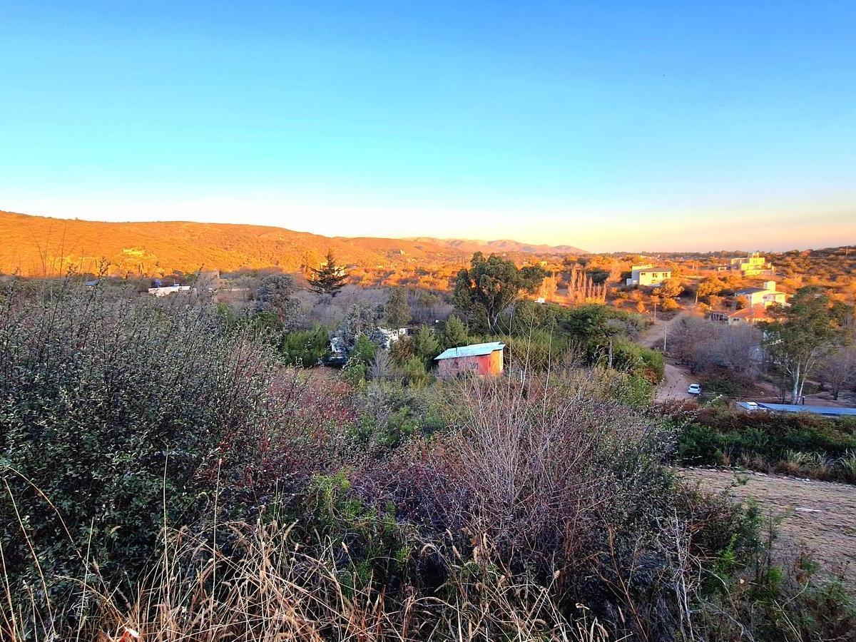 La Cumbre Terreno en Loma de San Luis 1.400 m² 3