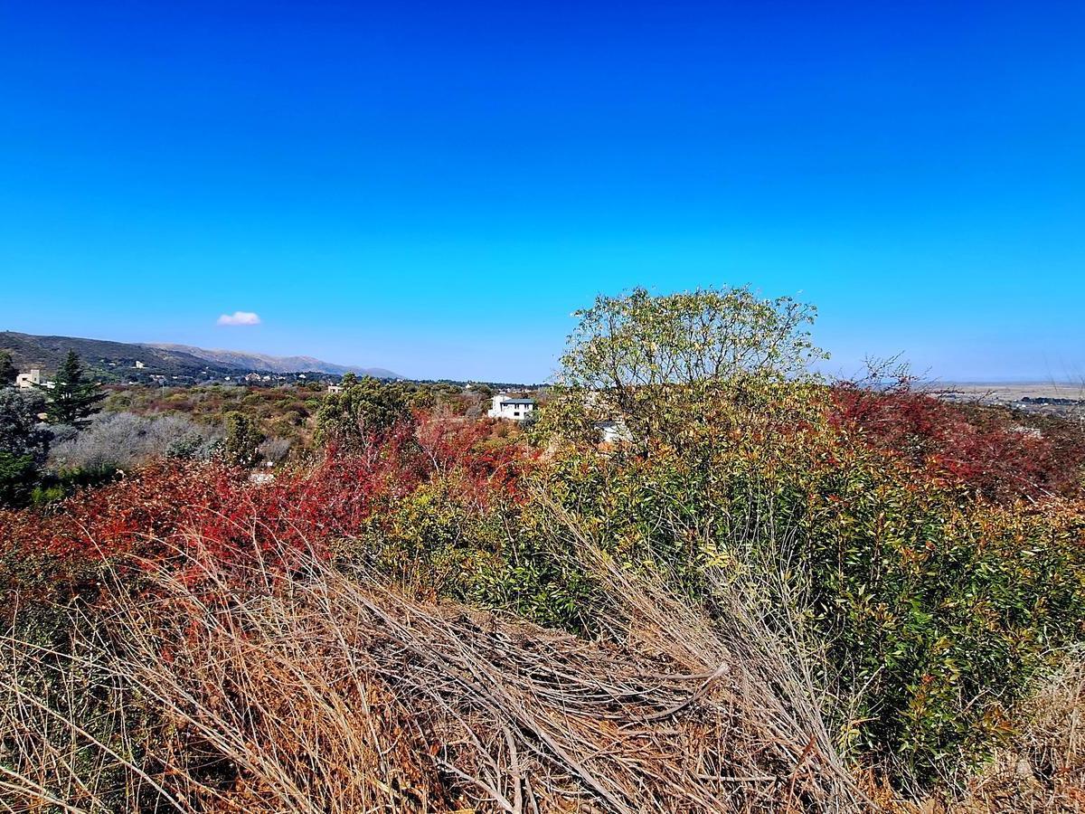 La Cumbre Terreno en Loma de San Luis 1.400 m² 2