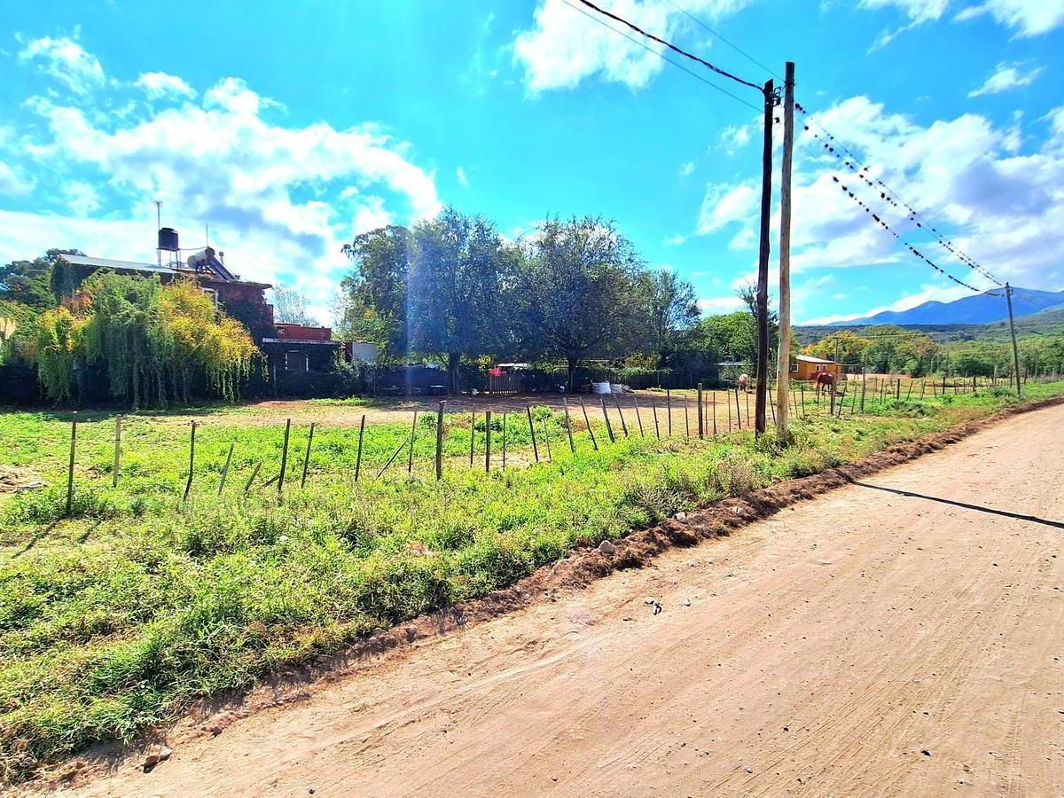 La Cumbre 2 Lotes en Esquina a 10 Cuadras del Centro 1