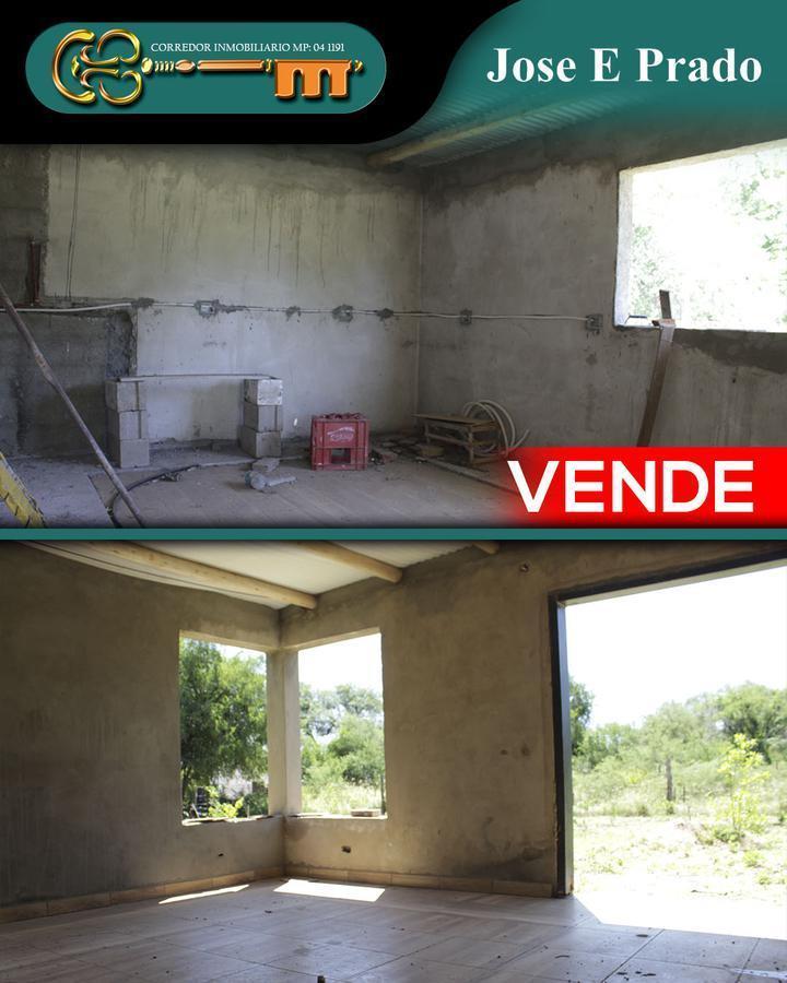 Foto de Casa a terminar con Pileta en Bañado deSoto, imagen 1