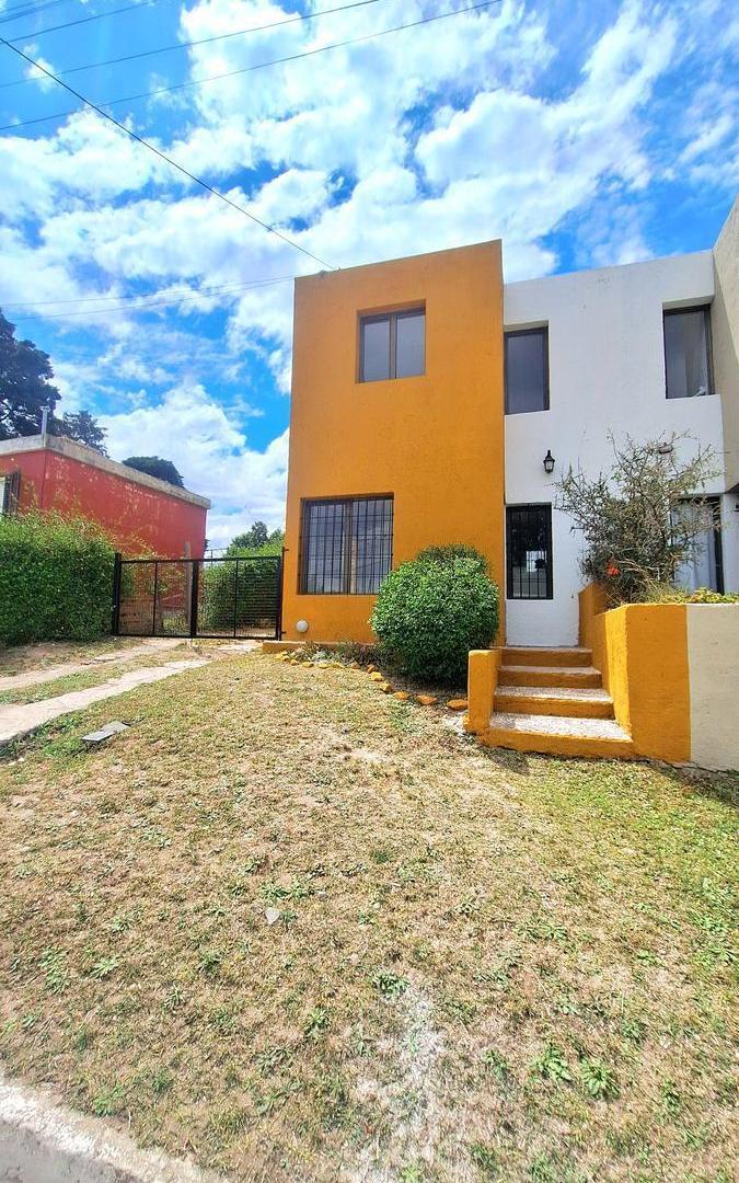 Foto de VILLA GIARDINO, DUPLEX A 4 CUADRAS DE SAN MARTIN, imagen 3