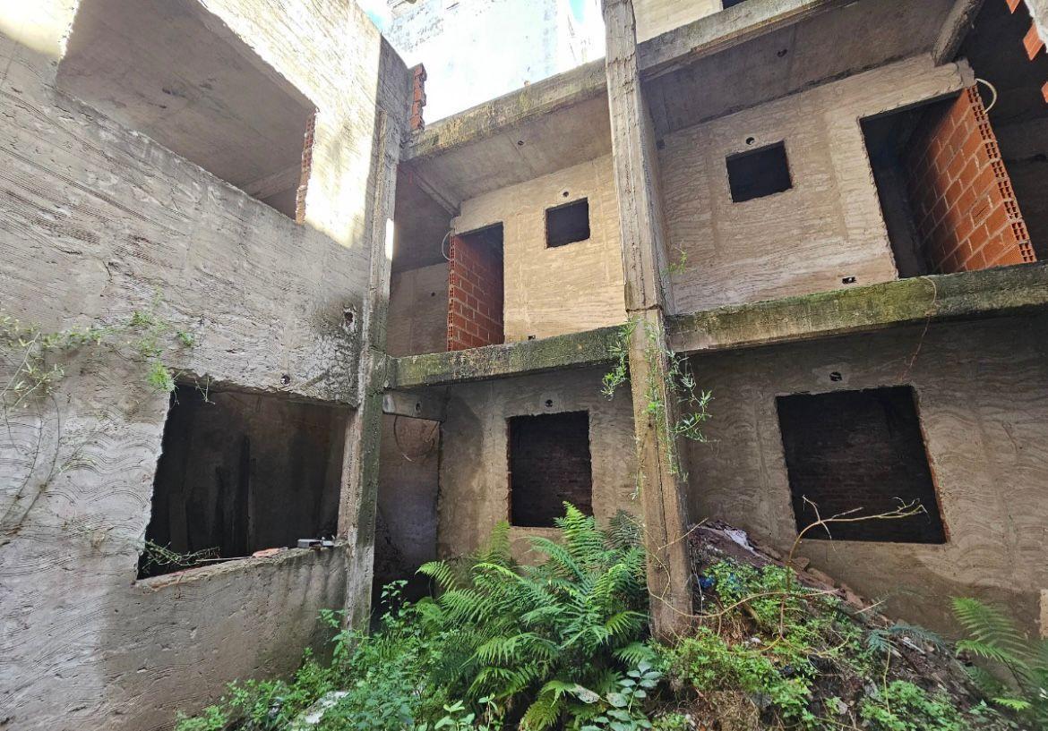 Venta en Bloque 6 Dúplex Dos Amb. en Balvanera 1