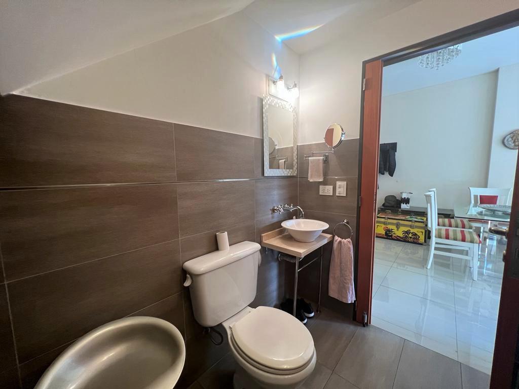 Venta. Departamento. Triplex. 3 Ambientes. Terraza. Cochera. Barracas. 1