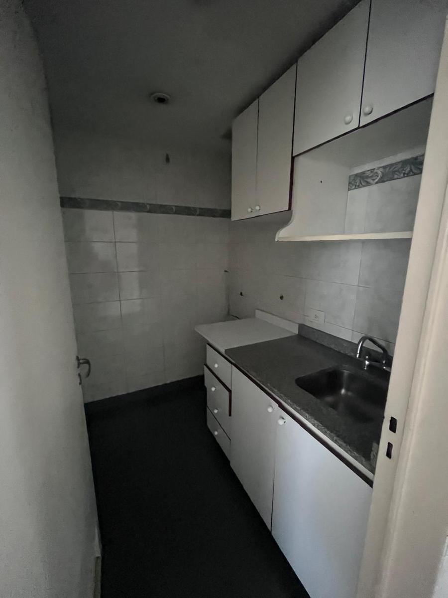 Oficina Microcentro Alquiler / Venta en Galería Jardín 2