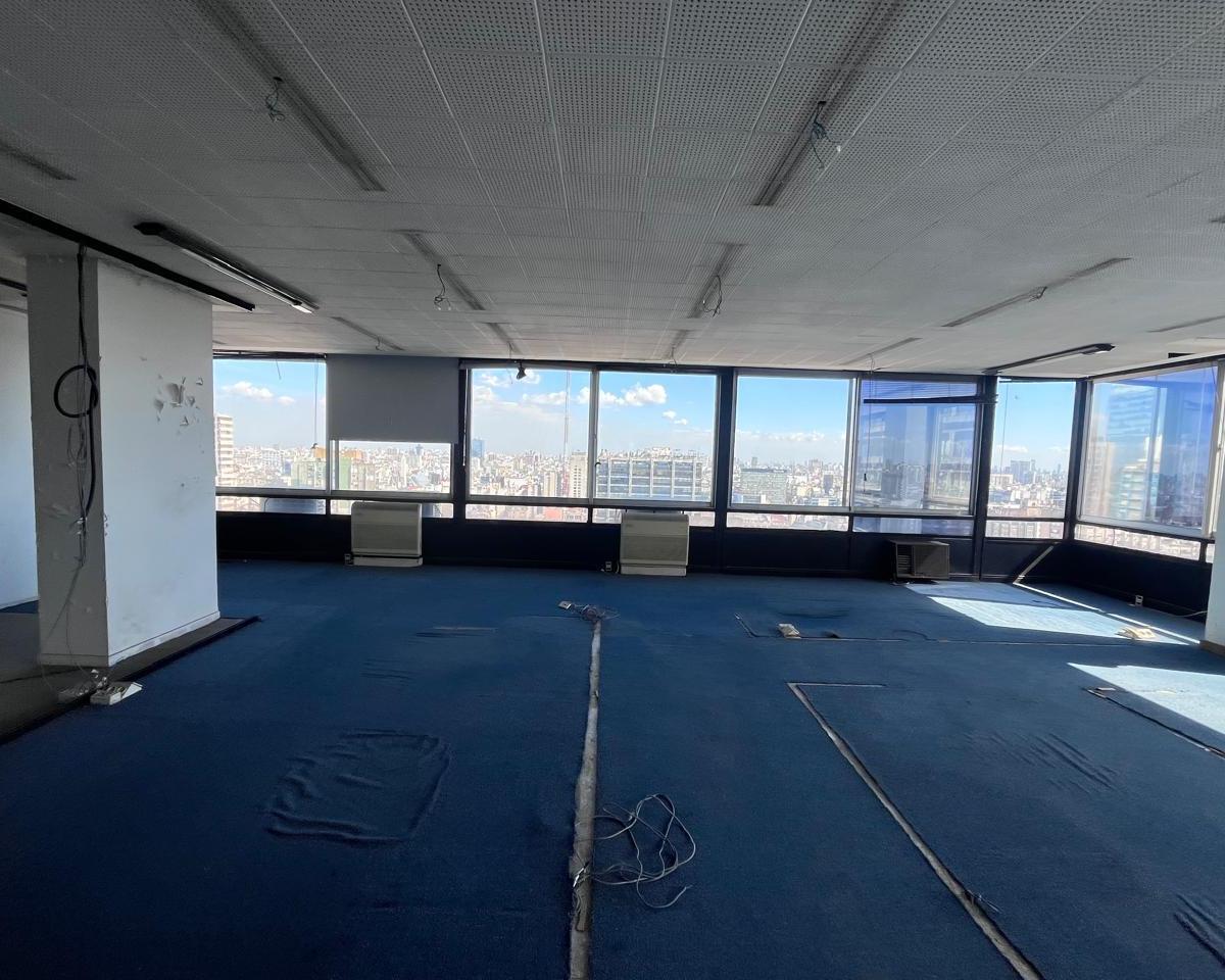 Oficina Microcentro Alquiler / Venta en Galería Jardín 1