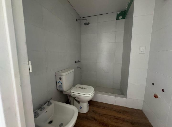 Venta. Departamento. en  Dúplex. 3 ambientes. Cochera. Terraza Propia. Villa Ortuzar. 5