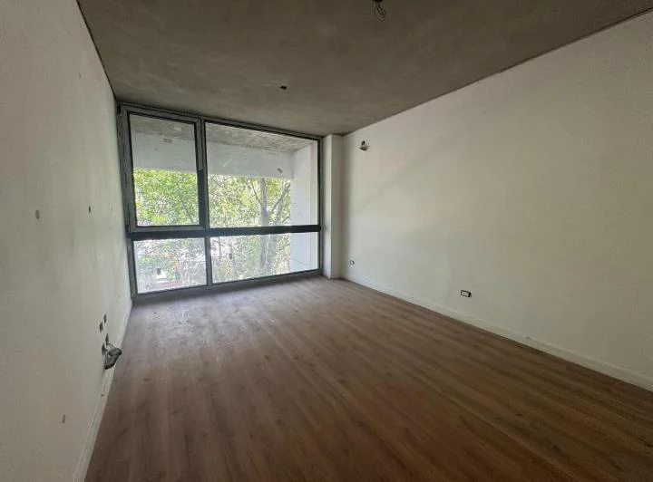 Venta. Departamento. en  Dúplex. 3 ambientes. Cochera. Terraza Propia. Villa Ortuzar. 4