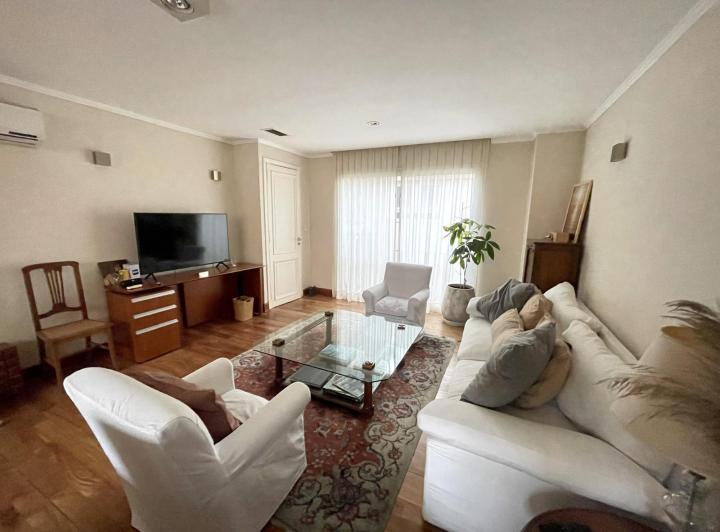 OPORTUNIDAD,  DUPLEX EN EDIFICIO FRANCES.!!! 3