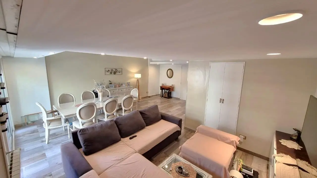 Venta.Departamento.4 ambientes.Balcon.Cochera.Avellaneda. 3