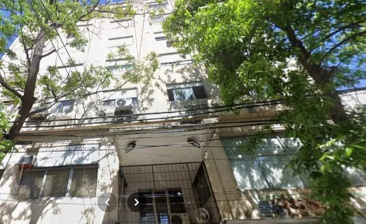Departamento dos ambientes en San Isidro, con vista al frente y contrafrente 2