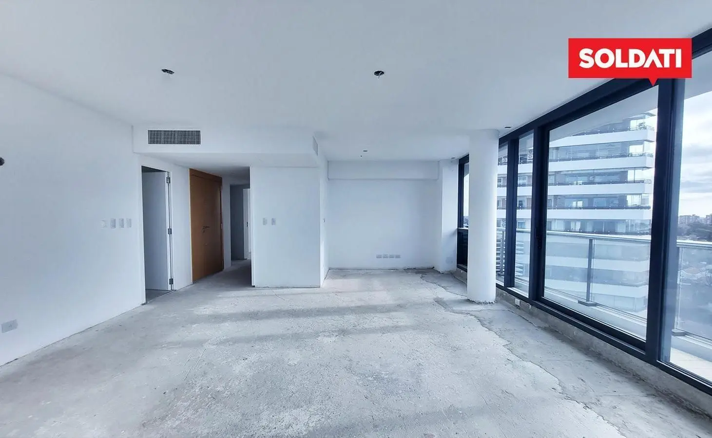 Semipiso en VENTA- Torre Selene piso alto -último 4 ambientes con Dependencia disponible 4