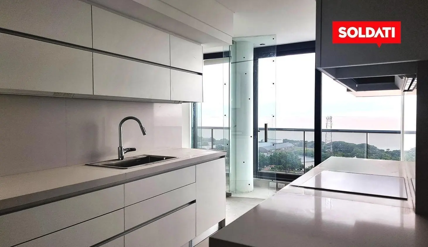 Semipiso en VENTA- Torre Selene piso alto -último 4 ambientes con Dependencia disponible 8