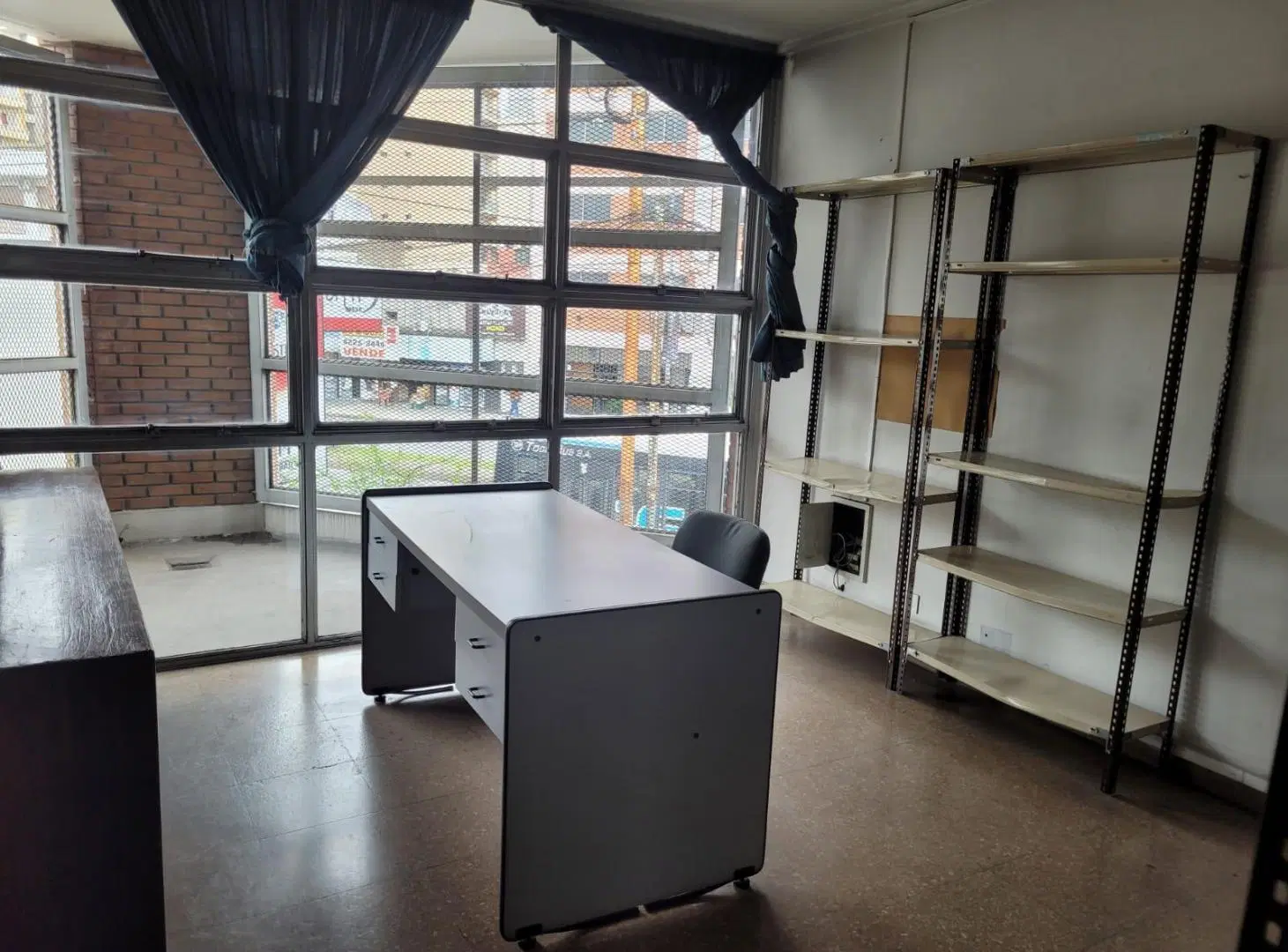 Edificio Comercial en Lanús Oeste 5