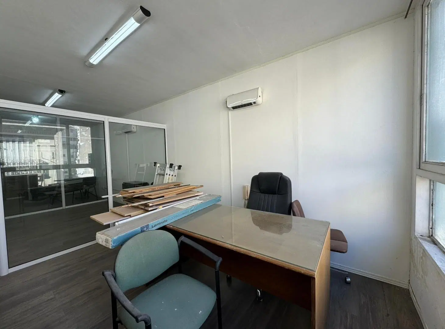 Venta. Oficina. Monoambiente dividido. 2 despachos. Recepción. Tribunales. 1