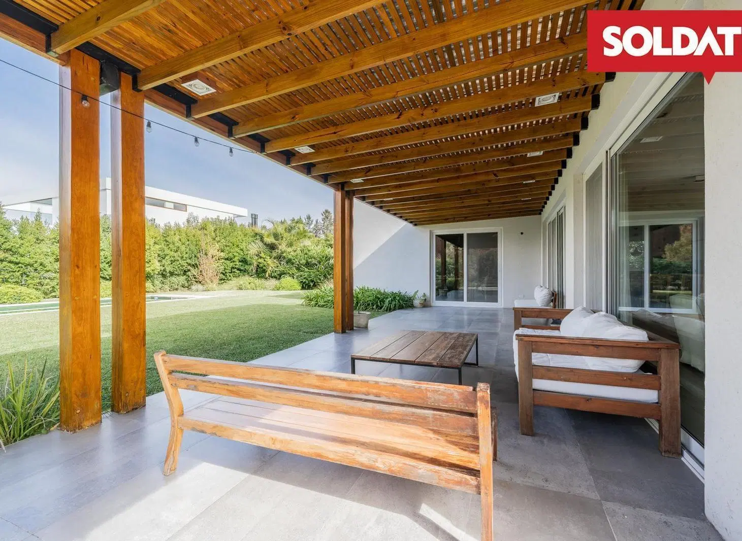 Casa en Venta, Barrio Albanueva, Lote en esquina, imperdible 4