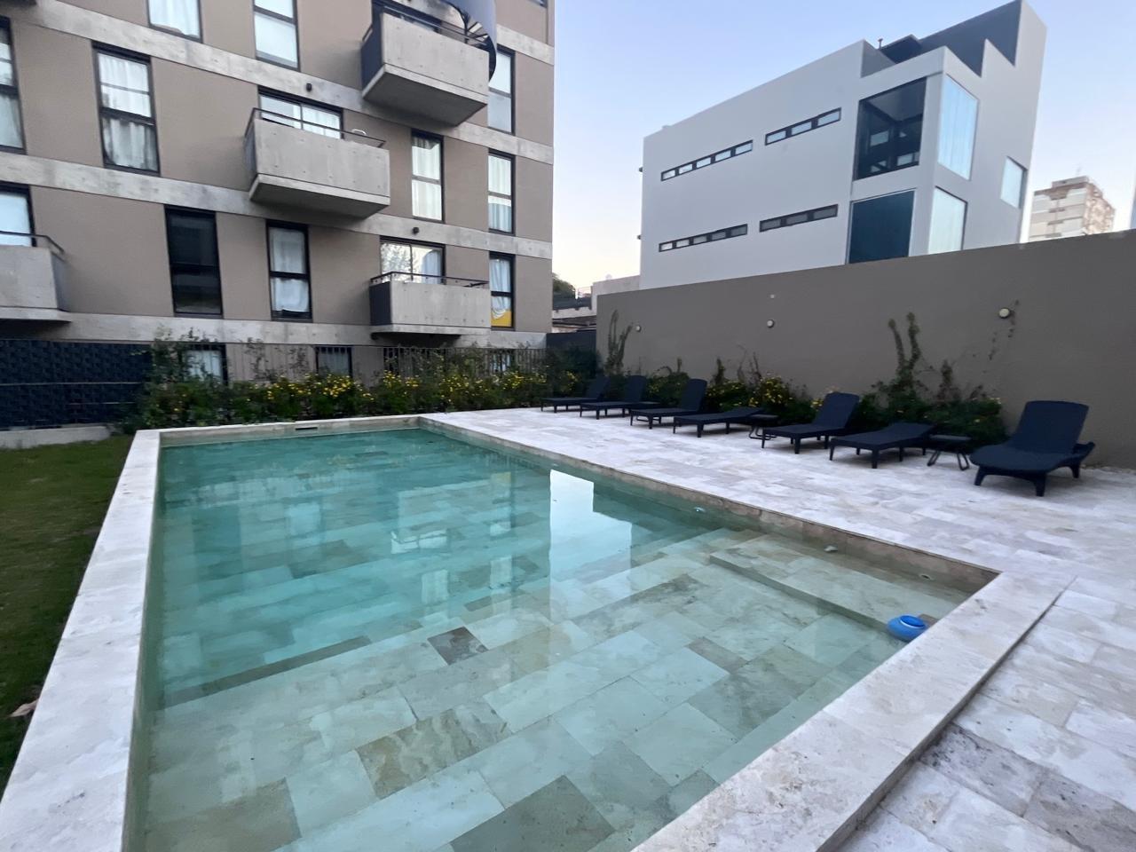 Departamento de 2 ambientes moderno con patio y parrilla en Palermo Soho en alquiler