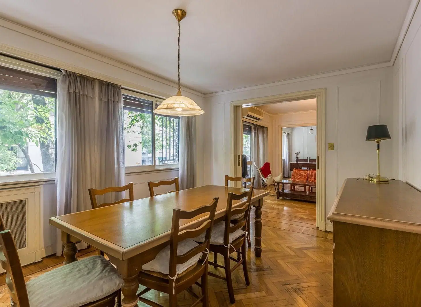 PISO EN CABALLITO CON MUCHO POTENCIAL. SUPER LUMINOSO CON PATIO, BALCONES Y COCHERA 4