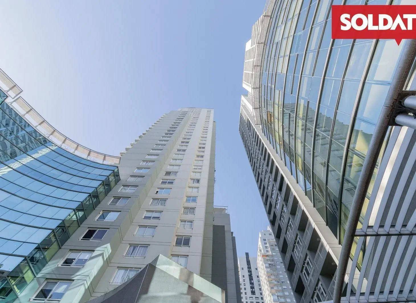 Venta en Torre Las Plazas 3 ambientes piso alto vista abierta y amenities Palermo 3