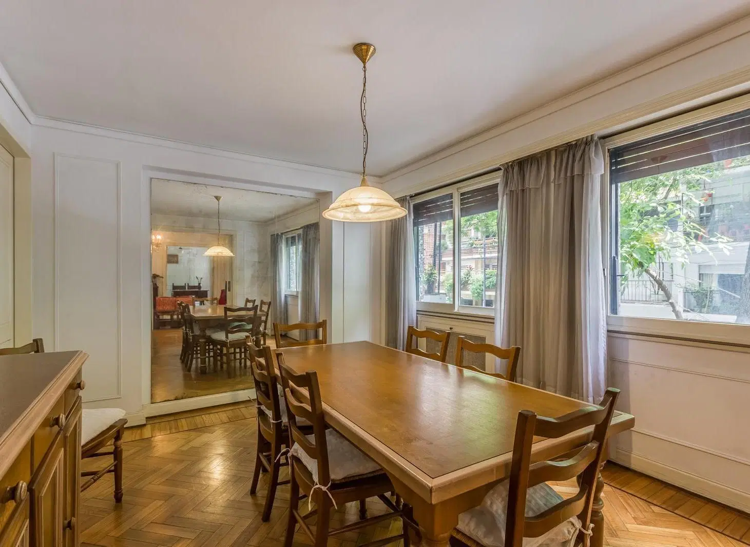 PISO EN CABALLITO CON MUCHO POTENCIAL. SUPER LUMINOSO CON PATIO, BALCONES Y COCHERA 2