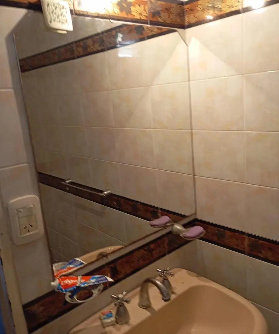 Casa de 5 ambientes a la venta en Rafael Calzada 5