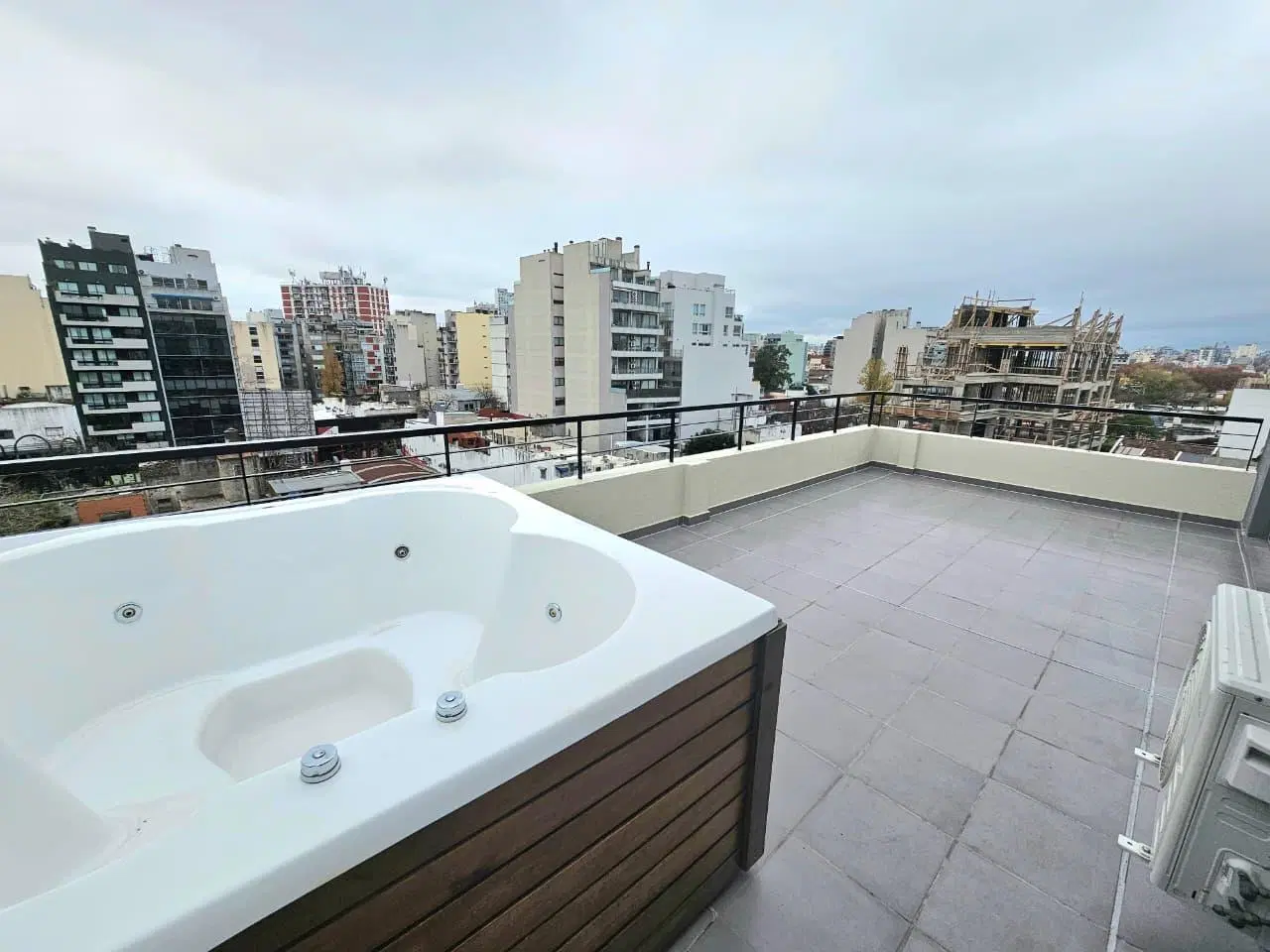 Venta Departamento 2 ambientes con terraza y jacuzzi en Chacarita 2