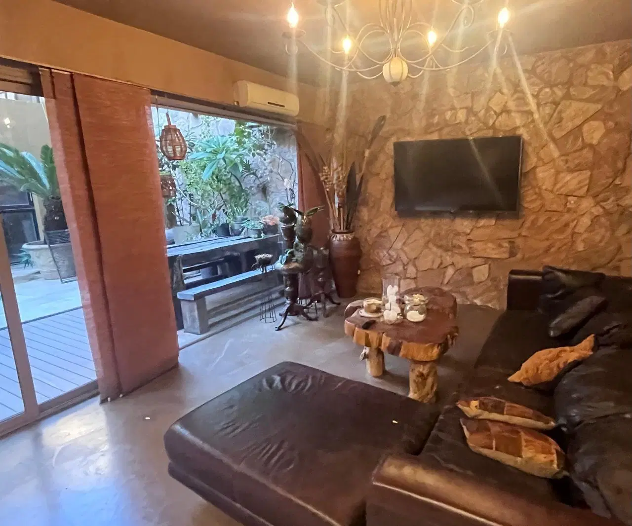Departamento de 4 ambientes en Palermo Soho con pileta y jardín propios 2