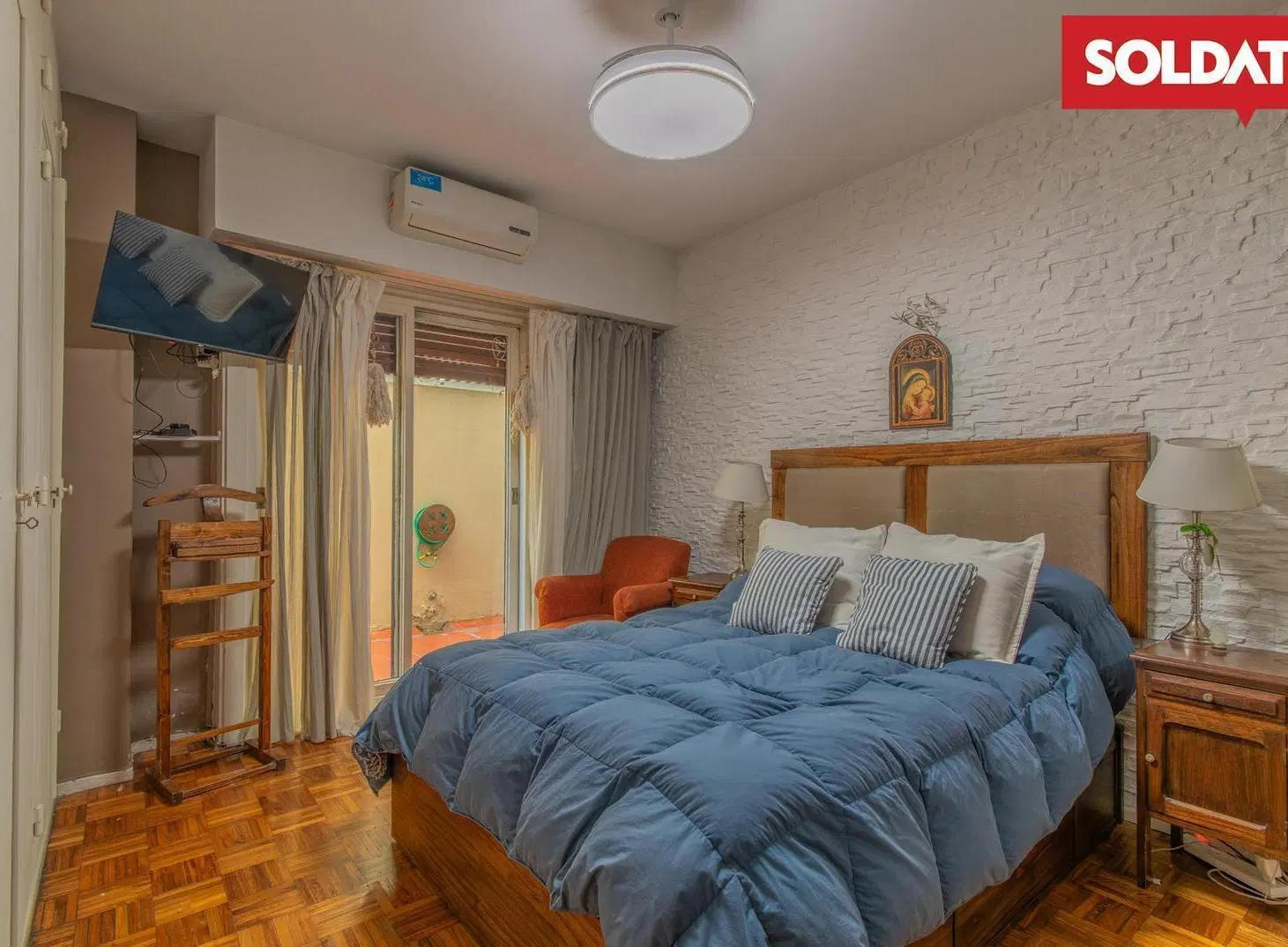 Venta 4 ambientes con patio y cochera en Palermo 2