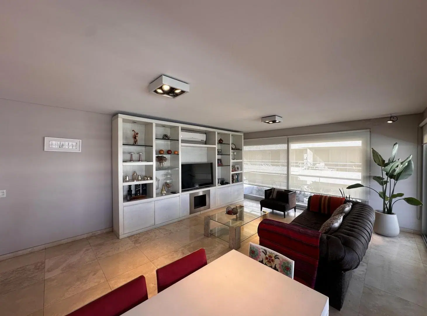 Oportunidad unica en BOUQUET , 353 m2 en Duplex, vista a las piscinas, 2 cocheras!! 4