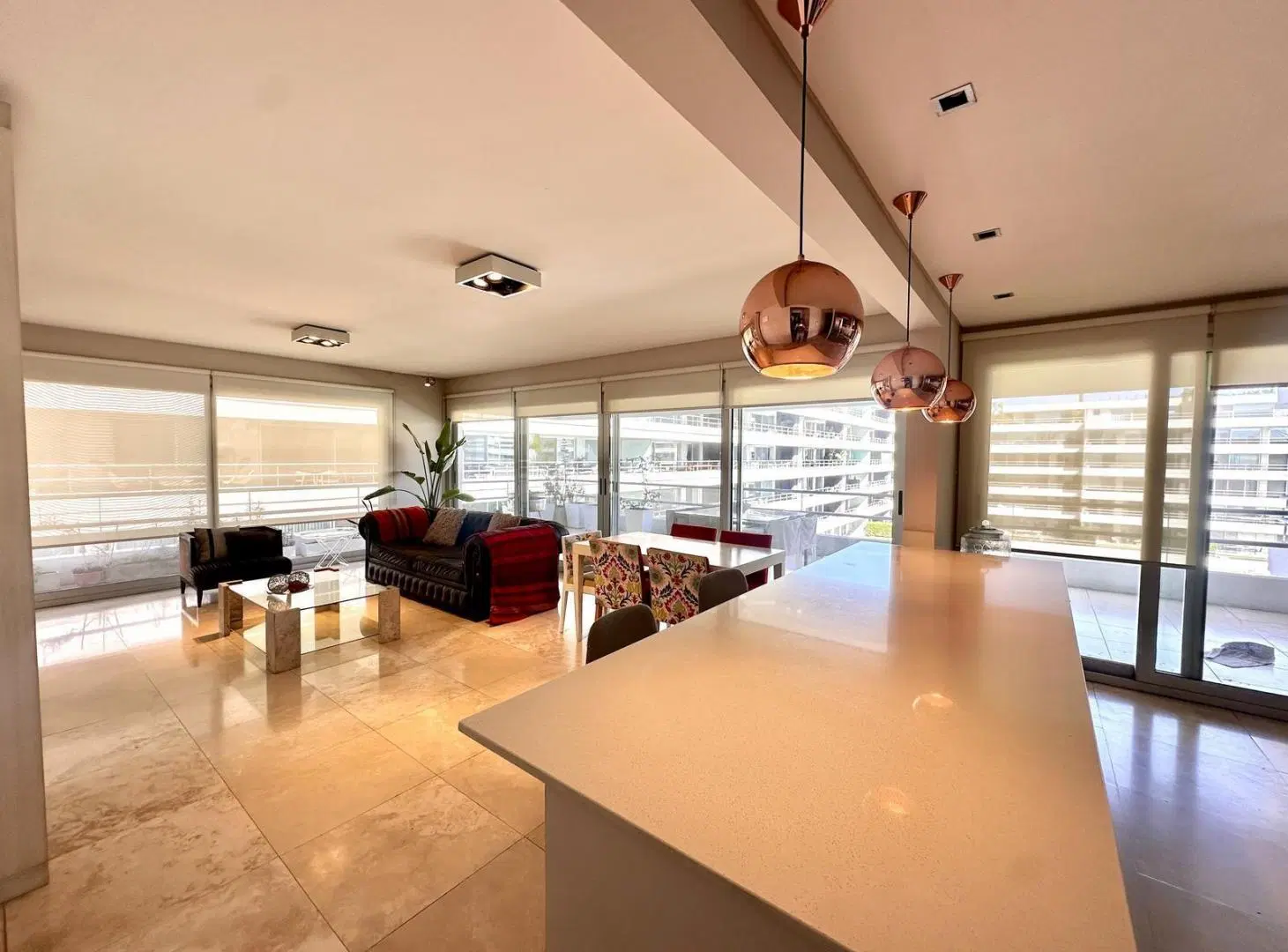 Oportunidad unica en BOUQUET , 353 m2 en Duplex, vista a las piscinas, 2 cocheras!! 8