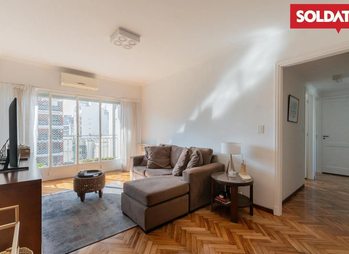 Departamento venta Colegiales Belgrano 4 ambientes RECICLADO A NUEVO piso alto luminoso excelente 4