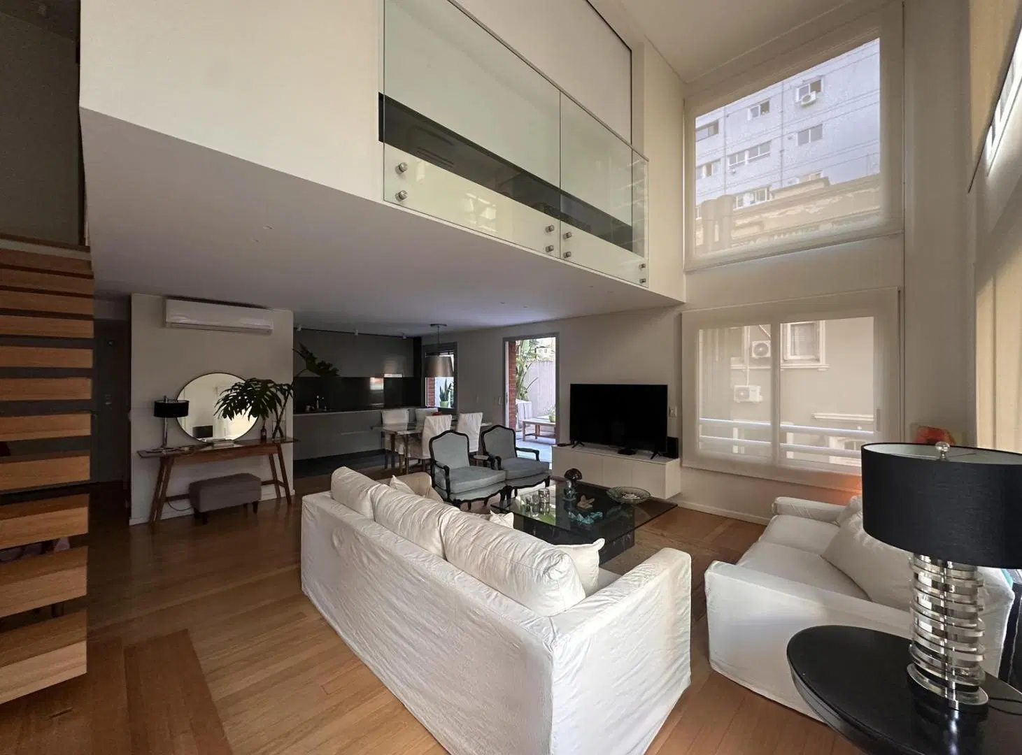 EXCEPCIONAL INMUEBLE EN ALQUILER.!!! 3