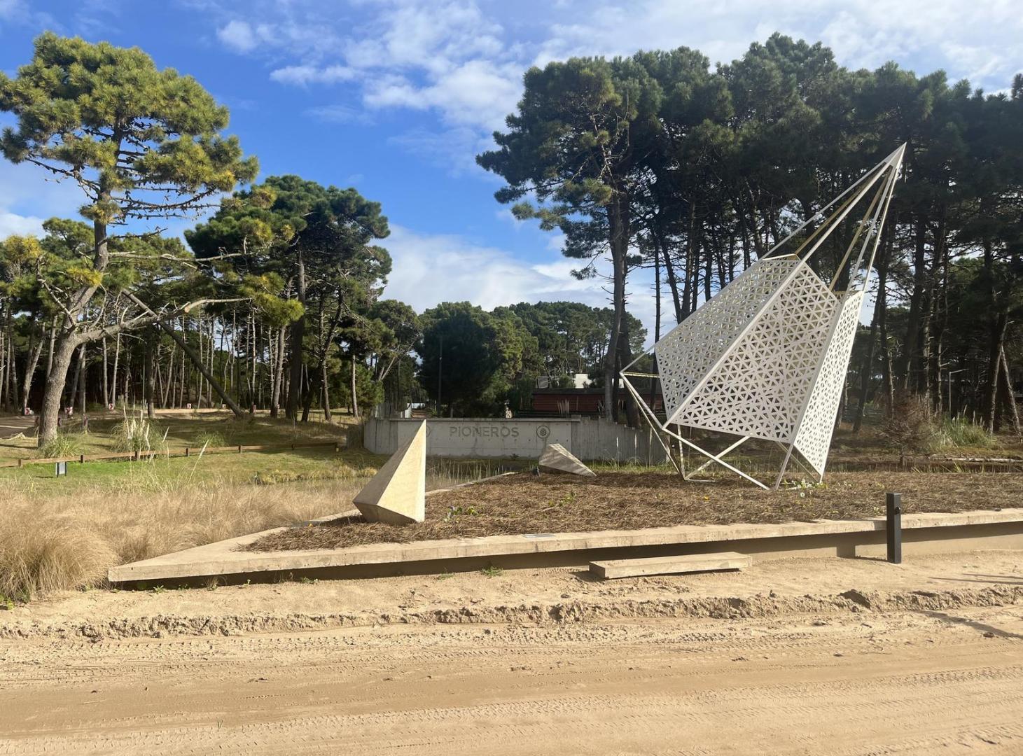 Foto de Venta lote en Barrio Pioneros - Pinamar, imagen 1