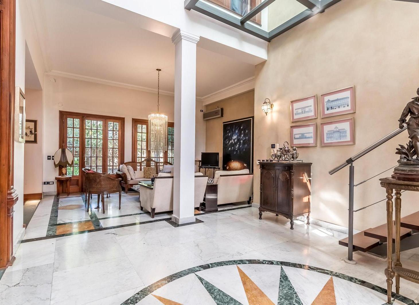 Foto de Casa en venta en Belgrano Jardin Garage Quincho Yacuzzi, imagen 1