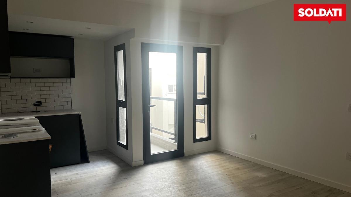 Foto de Venta depto 2 ambientes lateral con balcon - Villa Devoto, imagen 3