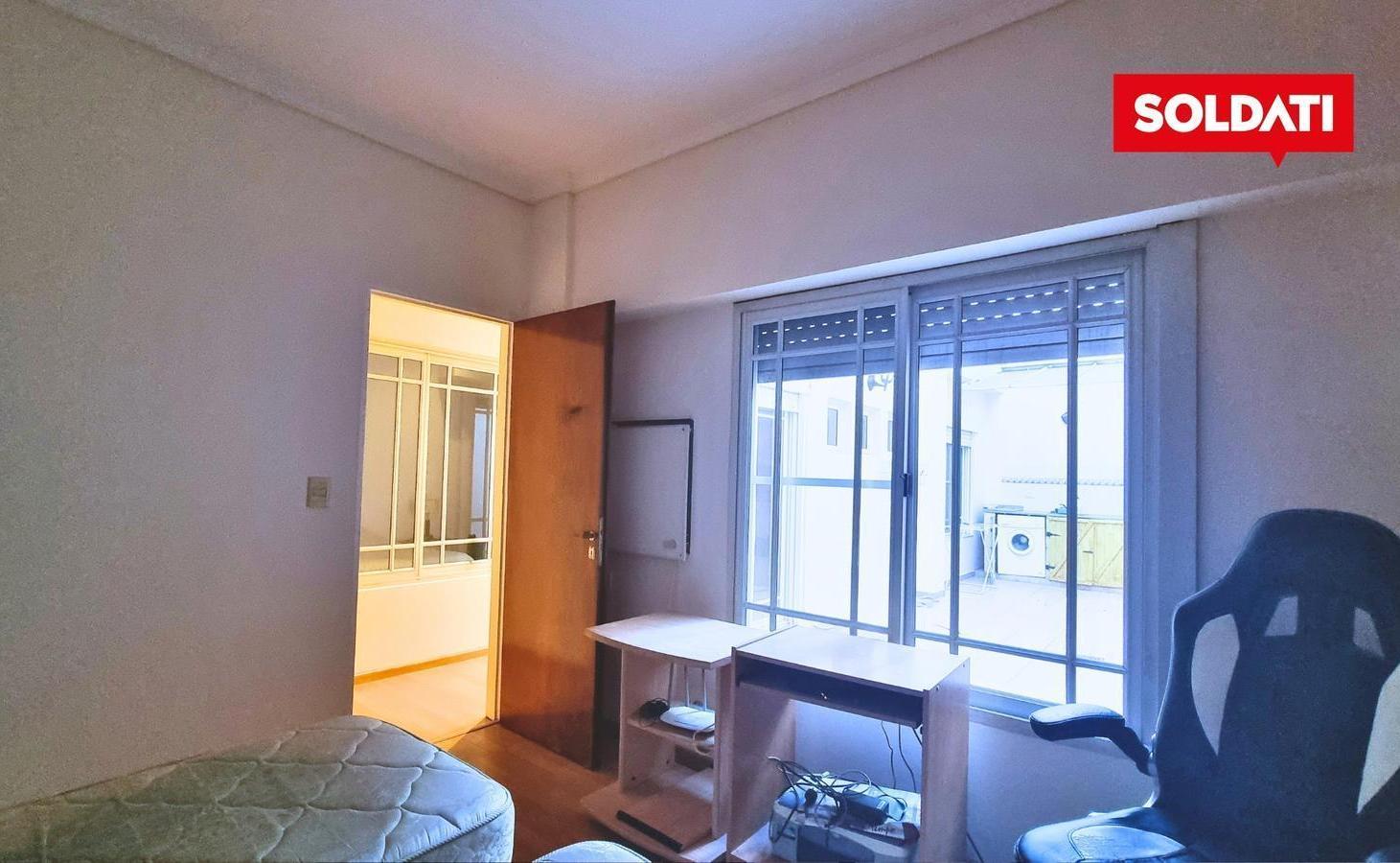 Foto de Departamento tipo PH de 4 amb en venta -con patio y parrilla - en Villa, imagen 5