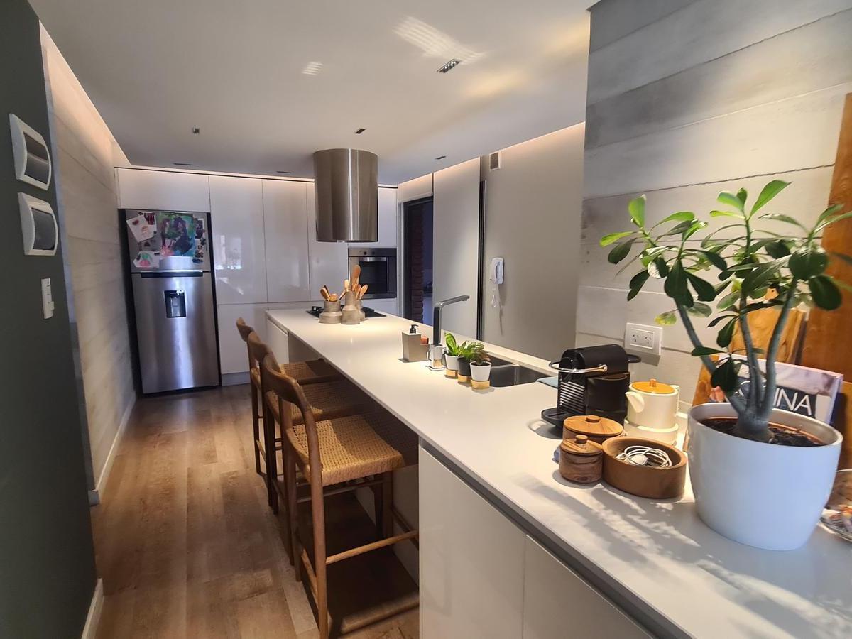Venta Exclusivo Departamento 2 Dorm. B° General Paz 4