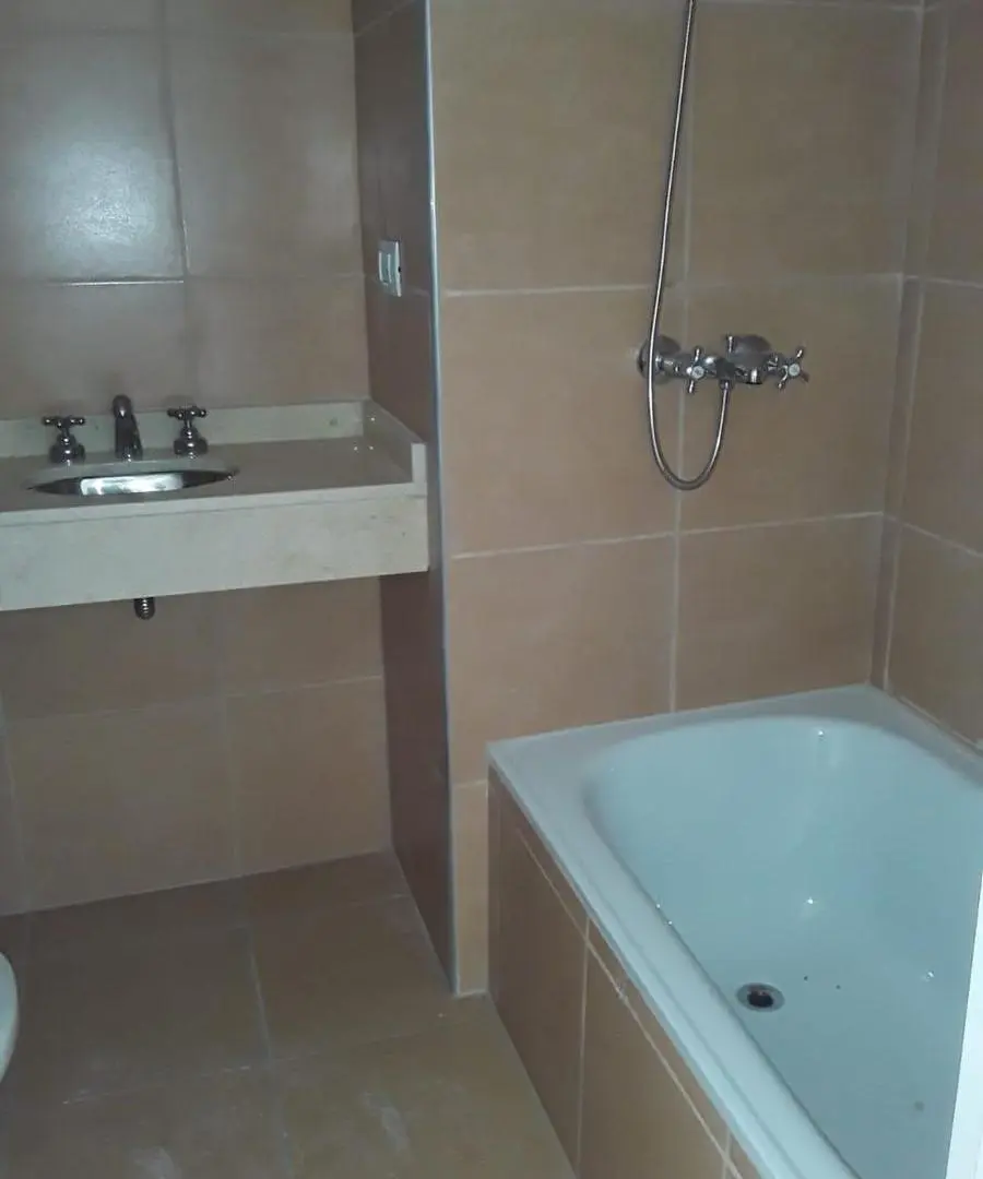 Departamento 1 dormitorio con balcón en Güemes, pegado a Nueva Córdoba!! 5