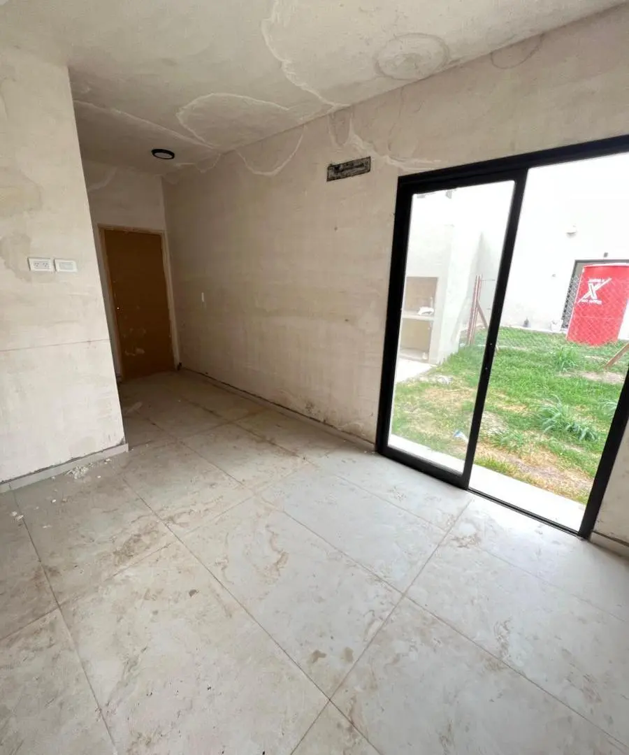 DUPLEX EN VENTA EN DOCTA 1 DORMITORIO 4