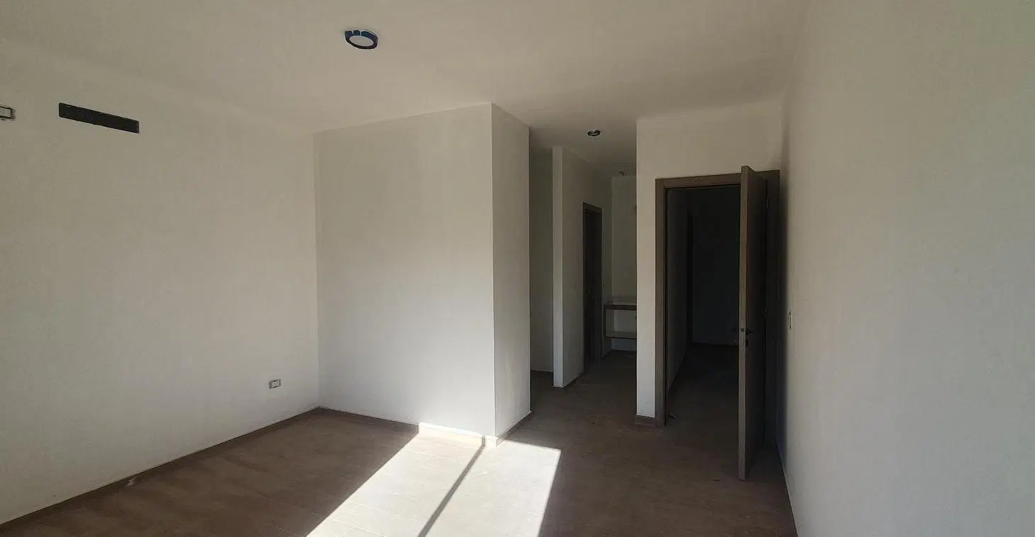 CASA EN VENTA 3 DORMITORIOS EN 7 SOLES 5